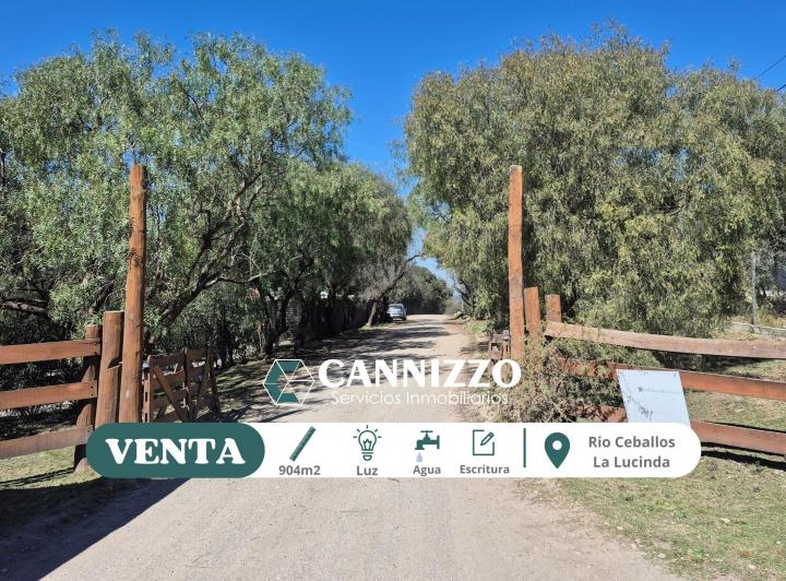 Terreno · 904m²