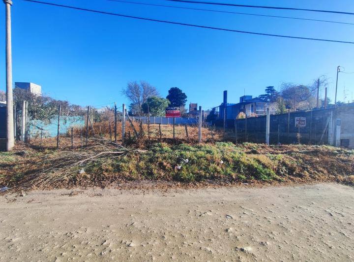Terreno · 450m²