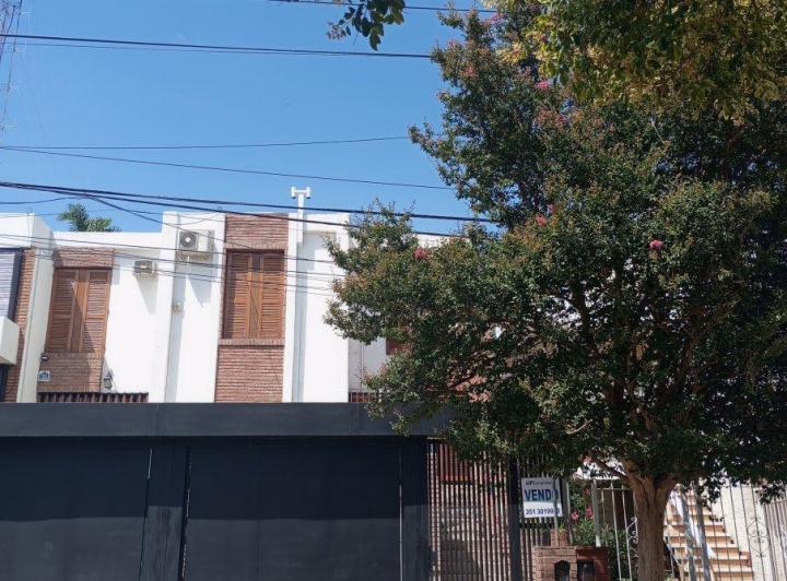 PH · 110m² · 2 Ambientes