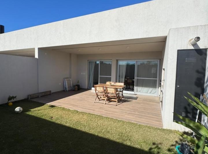 PH · 188m² · 4 Ambientes · 1 Cochera