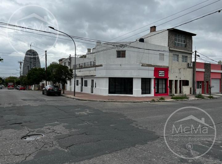 Local comercial · 300m²