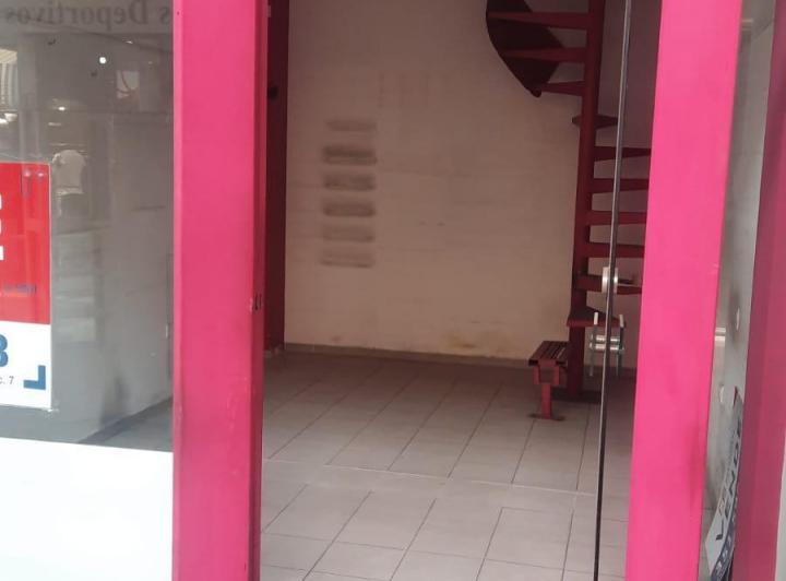 Local comercial · 49m² · 2 Ambientes