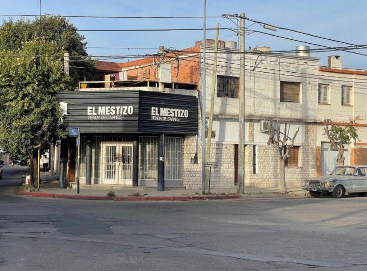 Local comercial · 231m²
