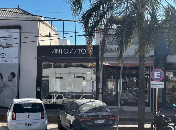 Local comercial · 50m² · 2 Ambientes
