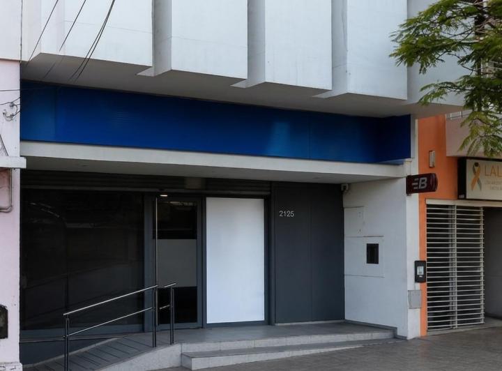 Local comercial · 355m²