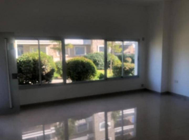 Local comercial · 55m² · 1 Cochera
