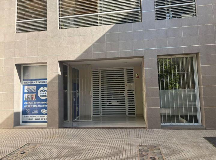 Local comercial · 28m² · 2 Ambientes