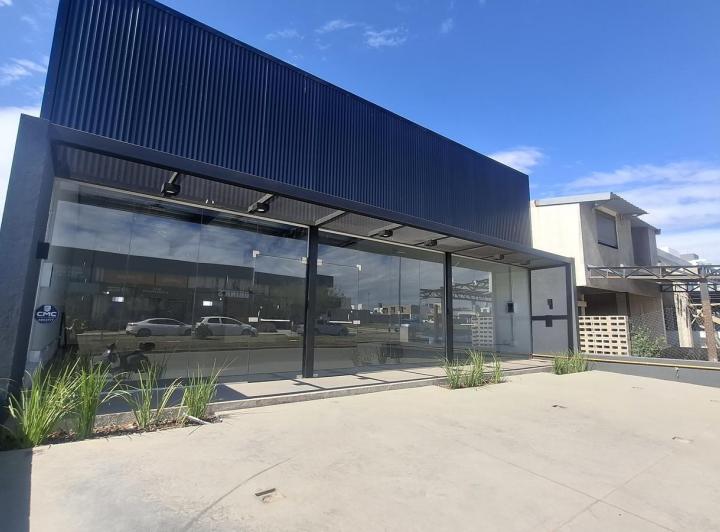 Local comercial · 60m² · 1 Ambiente · 1 Cochera