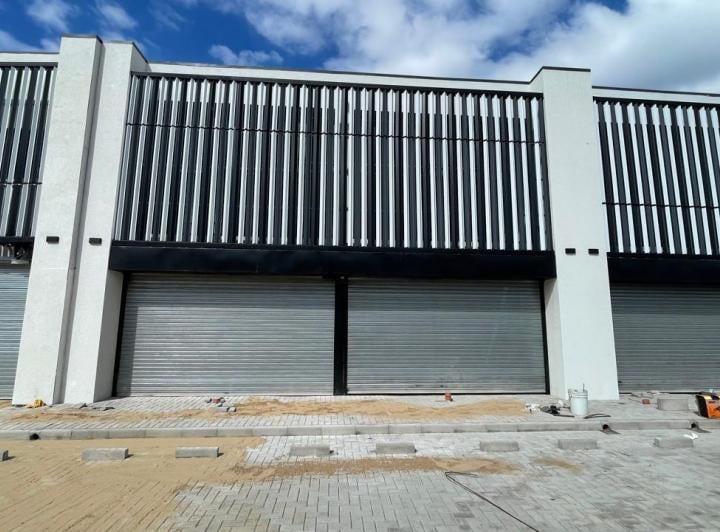 Local comercial · 140m² · 3 Ambientes