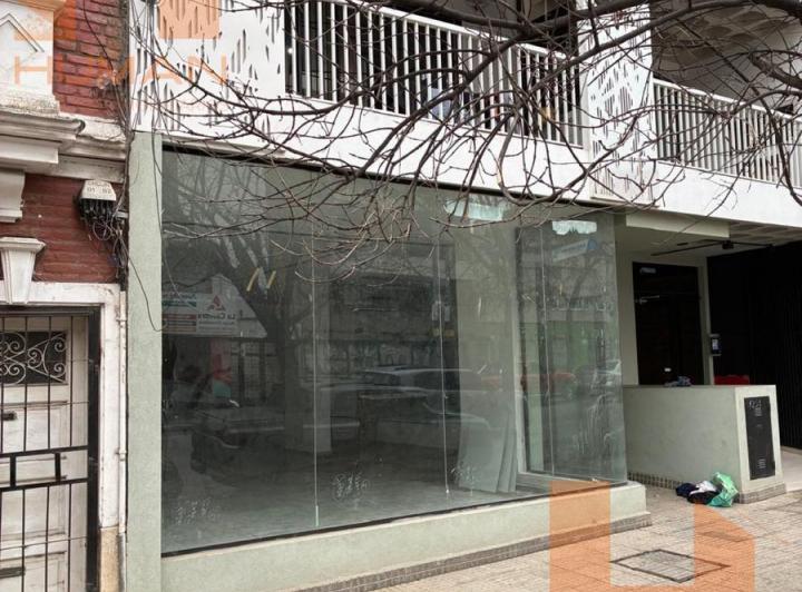Local comercial · 157m² · 1 Ambiente