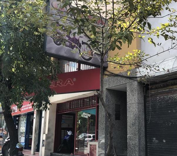 Local comercial · 125m²