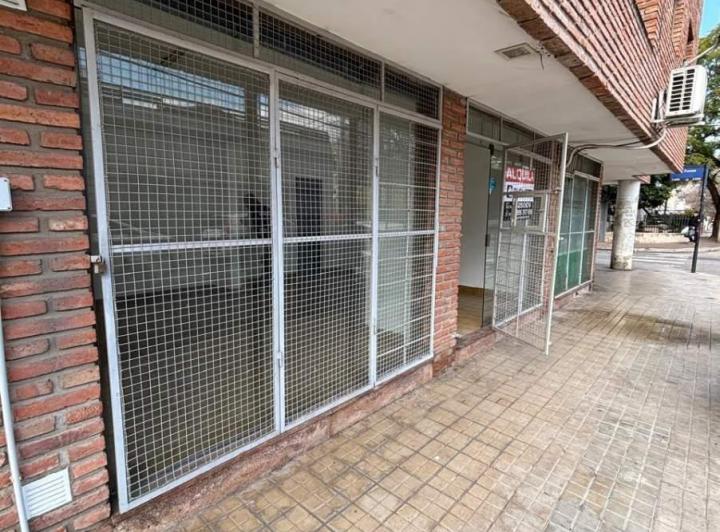 Local comercial · 30m² · 2 Ambientes