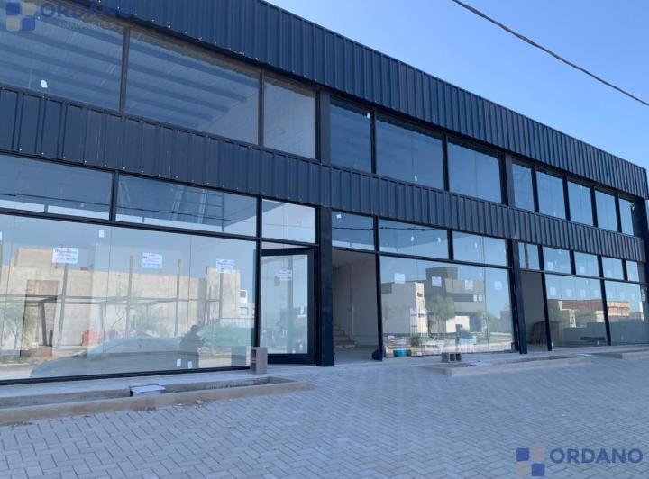 Local comercial · 85m² · 2 Ambientes · 2 Cocheras