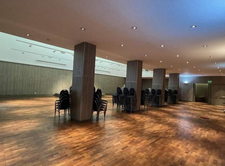 Local comercial · 549ha · 4 Ambientes