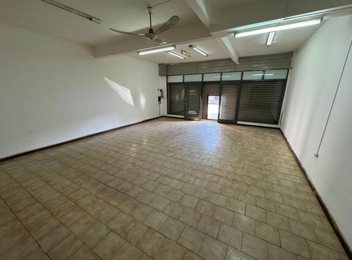 Local comercial · 149m² · 2 Cocheras
