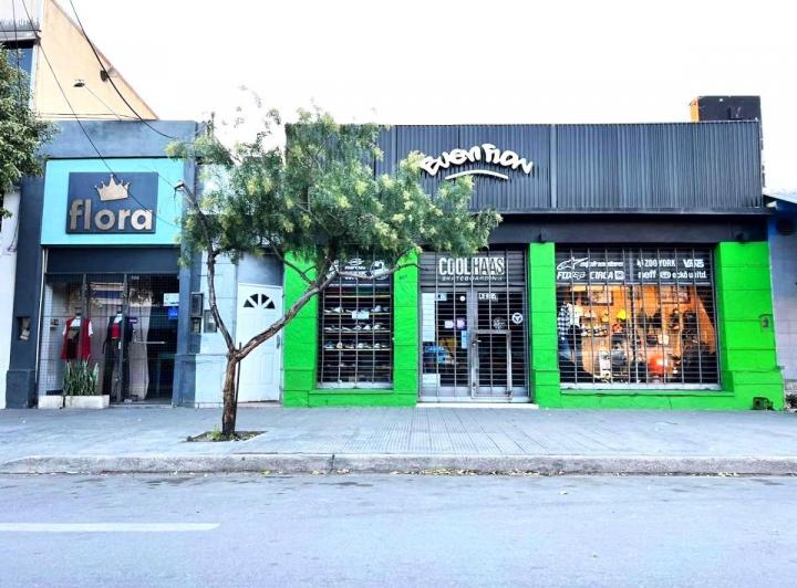 Local comercial · 263m² · 6 Ambientes