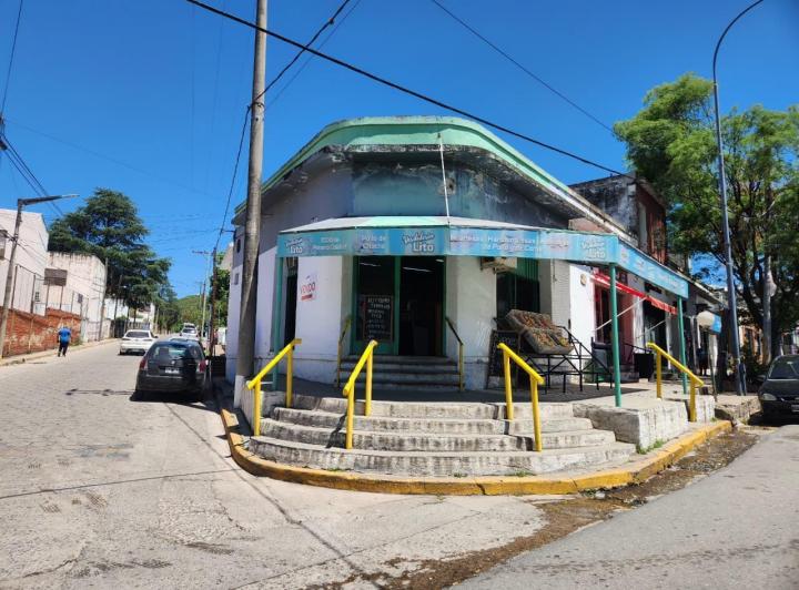 Local comercial · 822m²