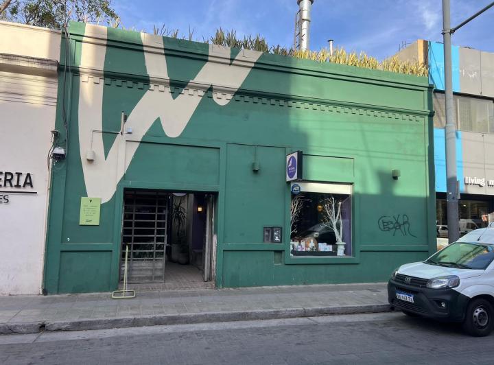 Local comercial · 188m²