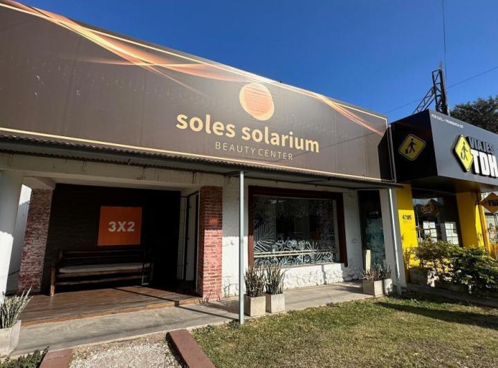 Local comercial · 380m² · 7 Ambientes
