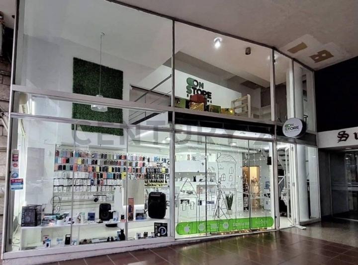 Local comercial · 132m² · 3 Ambientes
