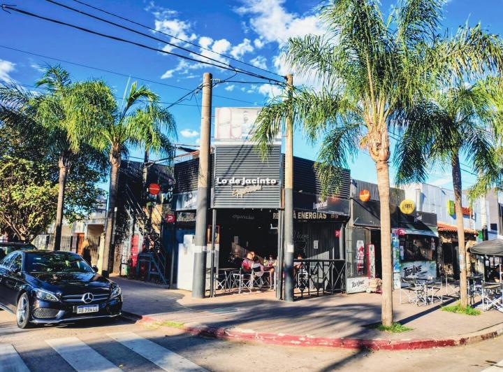 Local comercial · 1m² · 5 Ambientes