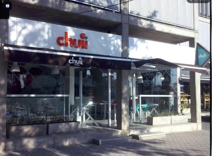 Local comercial · 100m² · 2 Ambientes