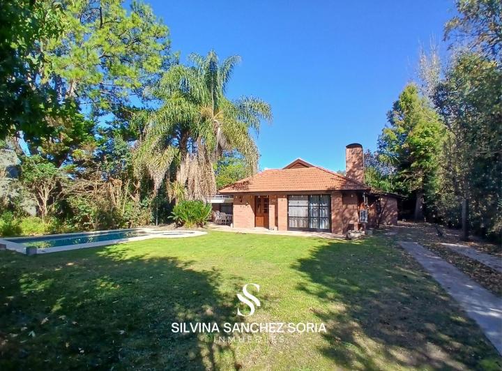 Casa · 700m²