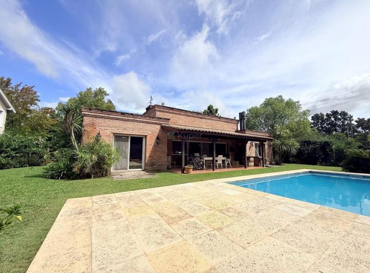 Casa · 166m² · 4 Ambientes