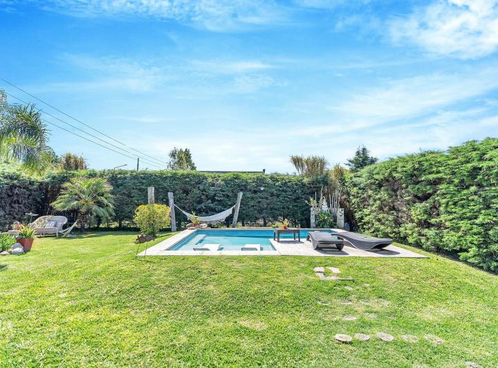 Casa · 143m² · 4 Ambientes · 1 Cochera
