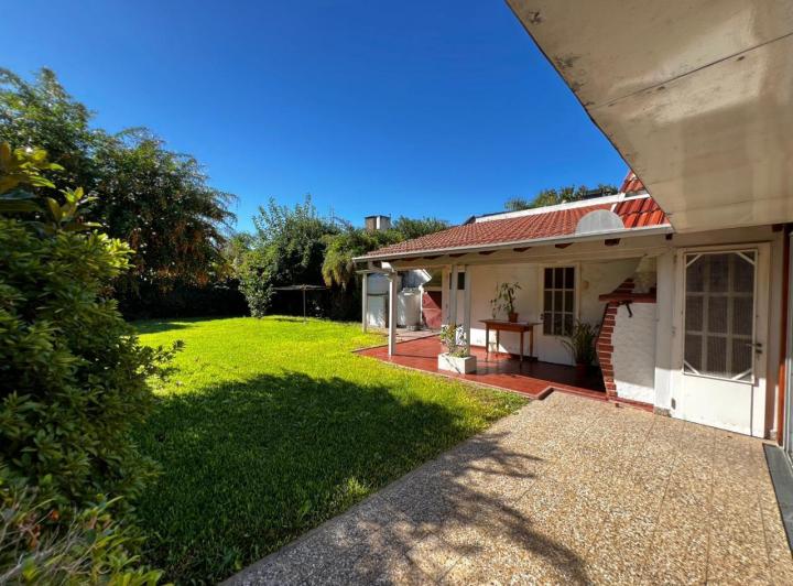 Casa · 199m² · 4 Ambientes · 1 Cochera