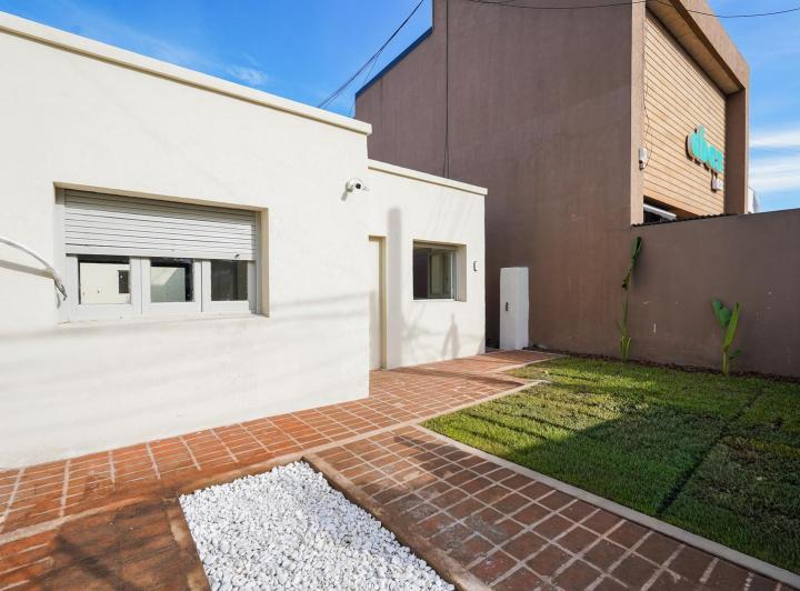 Casa · 77m² · 3 Ambientes · 1 Cochera