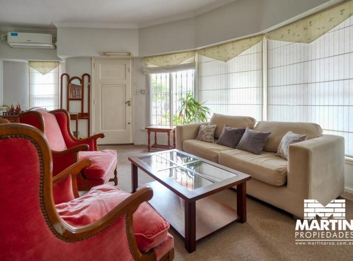 Casa · 170m² · 4 Ambientes · 1 Cochera