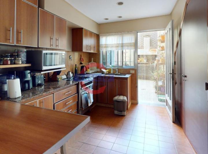 Casa · 123m² · 4 Ambientes · 1 Cochera