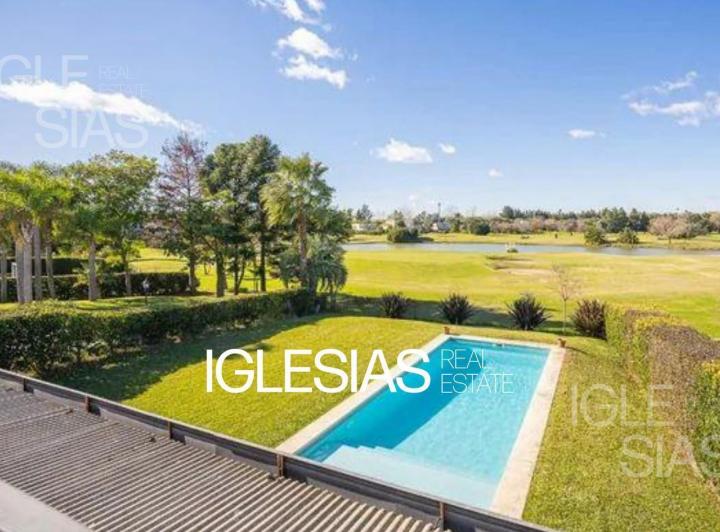 Casa · 231m² · 6 Ambientes