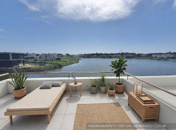 Casa · 223m² · 4 Ambientes · 2 Cocheras