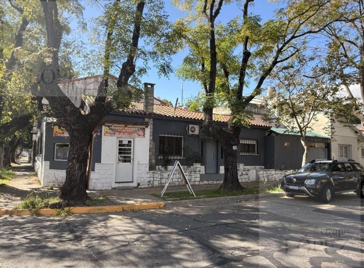 Casa · 120m² · 4 Ambientes · 2 Cocheras