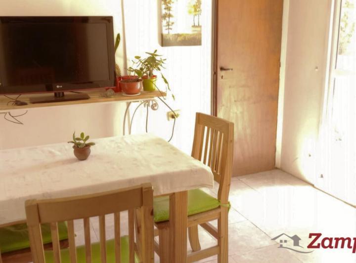 Casa · 79m² · 5 Ambientes · 2 Cocheras