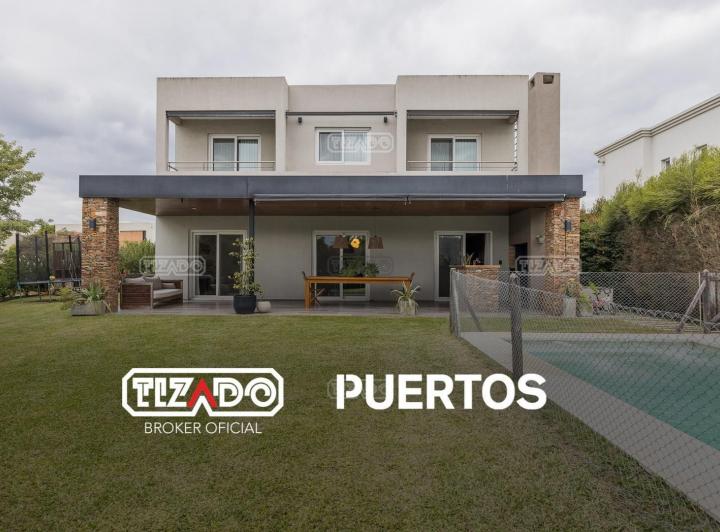 Casa · 210m² · 6 Ambientes · 1 Cochera