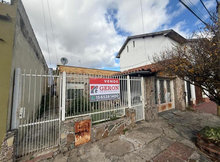 Casa · 130m² · 3 Ambientes · 1 Cochera