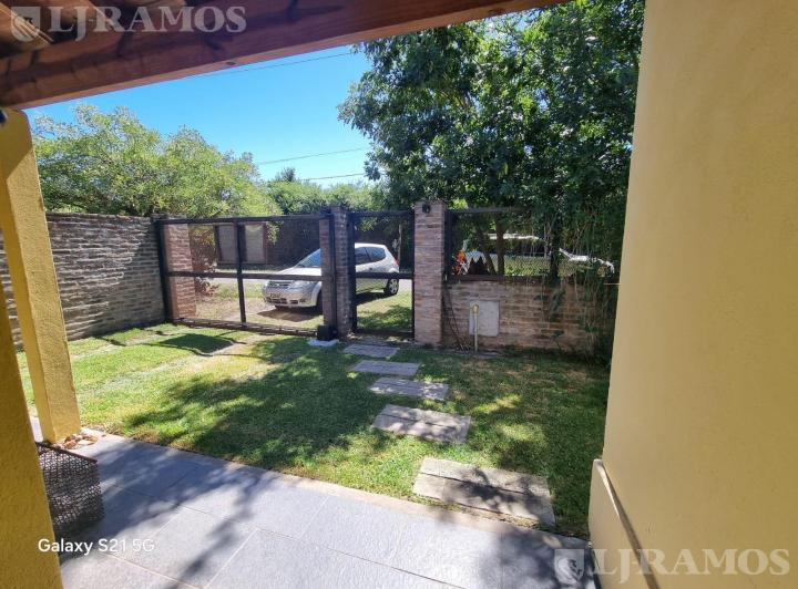 Casa · 62m² · 3 Ambientes · 1 Cochera