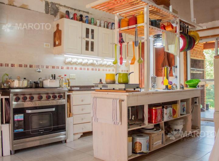 Casa · 158m² · 3 Ambientes · 4 Cocheras