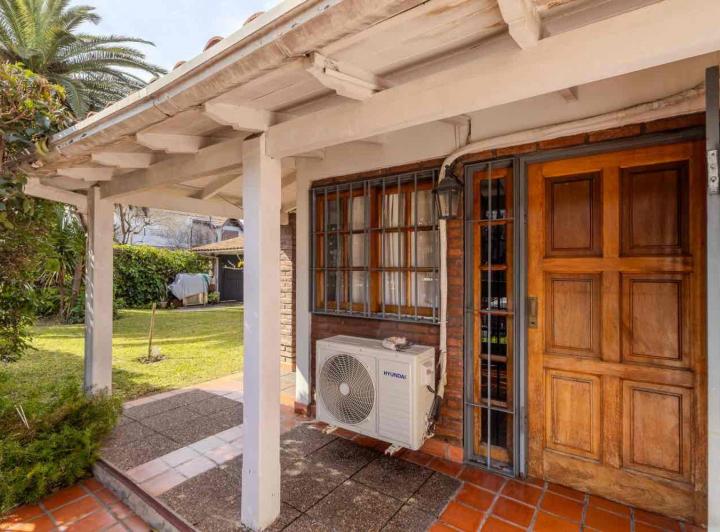 Casa · 179m² · 4 Ambientes · 3 Cocheras