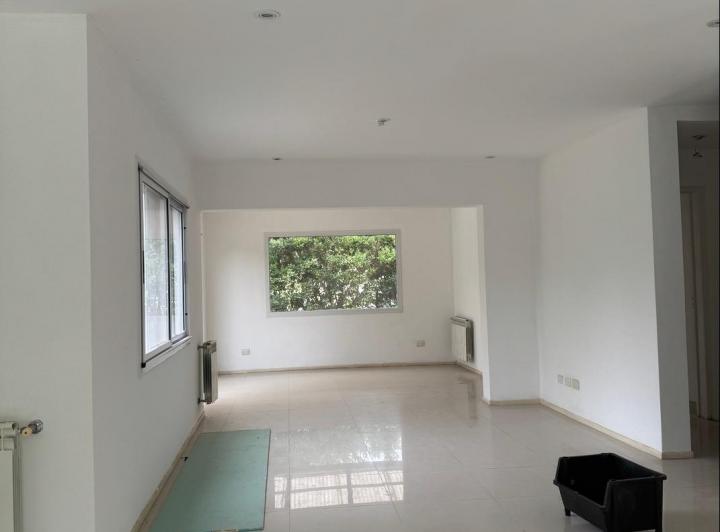 Casa · 190m² · 4 Ambientes · 1 Cochera