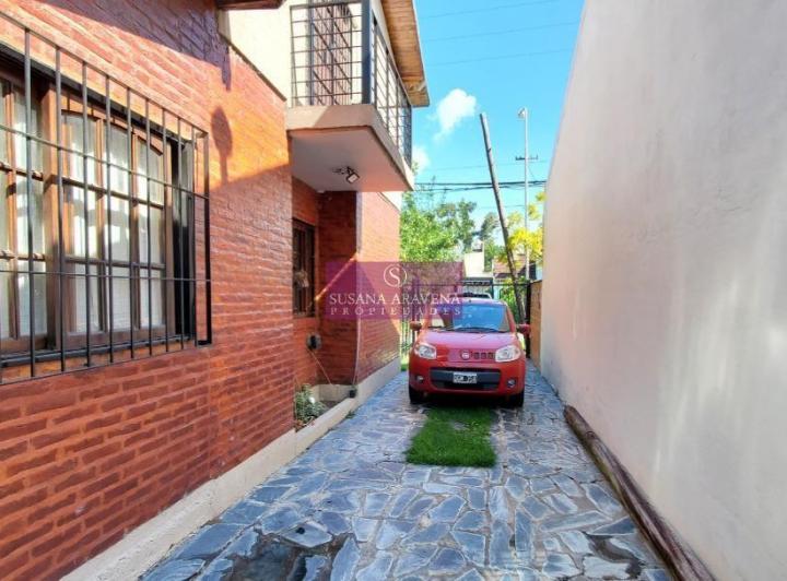 Casa · 150m² · 5 Ambientes · 2 Cocheras