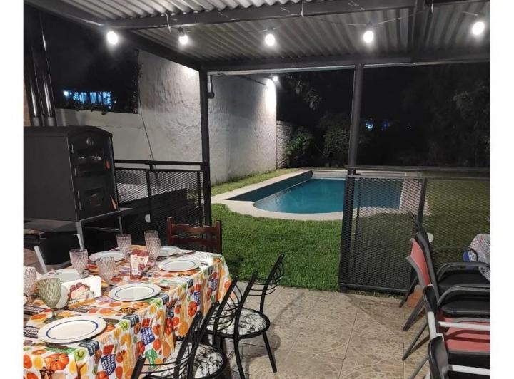 Casa · 160m² · 4 Ambientes · 2 Cocheras
