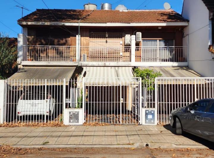 Casa · 98m² · 3 Ambientes · 1 Cochera