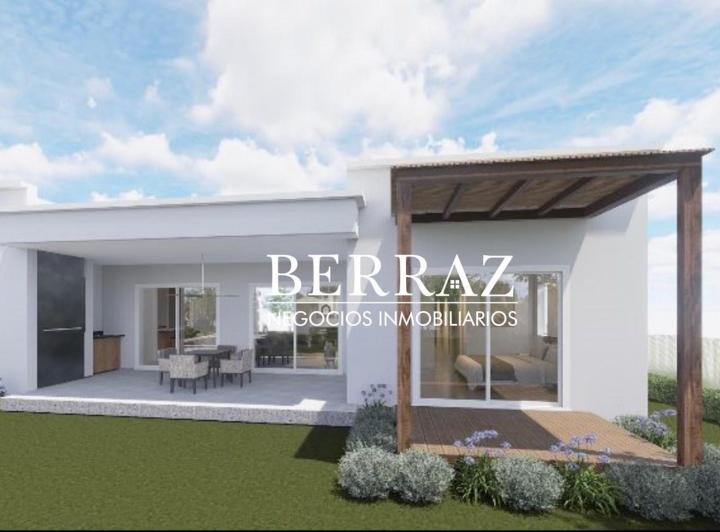 Casa · 150m² · 5 Ambientes · 4 Cocheras