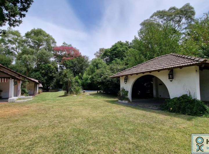 Casa · 161m² · 5 Ambientes · 1 Cochera