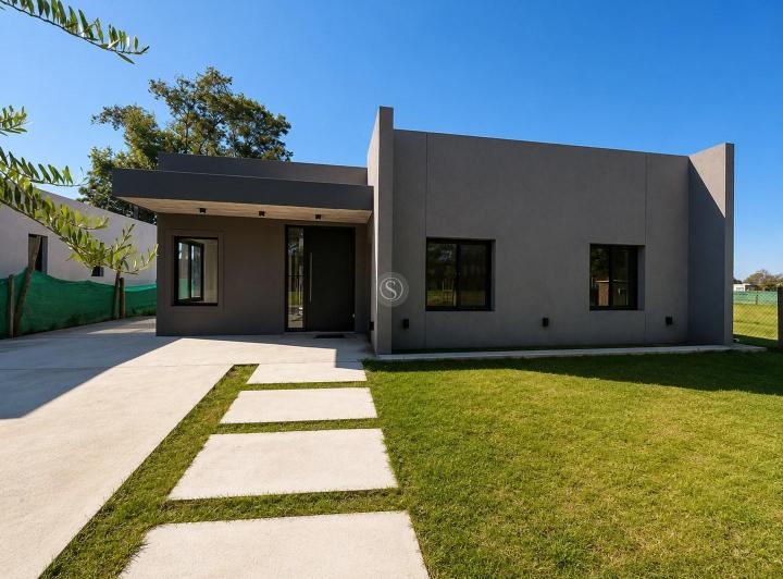 Casa · 180m² · 4 Ambientes · 1 Cochera