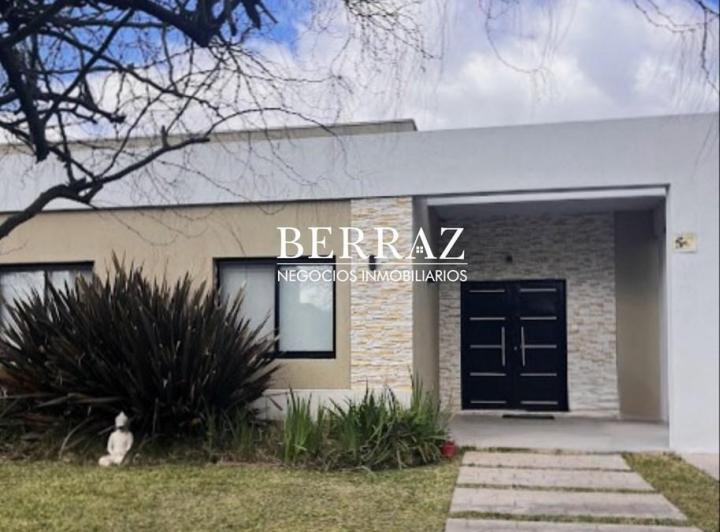 Casa · 110m² · 4 Ambientes · 3 Cocheras